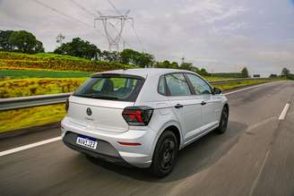 Volkswagen Polo Track: legítimo substituto do Gol e grande força ao Novo Polo