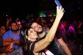 Fatima Bernardes e Túlio Gadelha curtem Carnaval no Recife