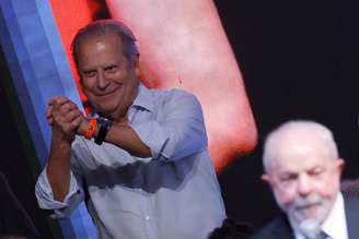 José Dirceu precisou ser internado e foi submetido a uma cirurgia em Brasília