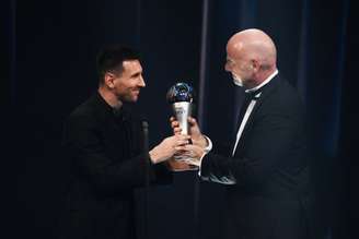 Lionel Messi é eleito o melhor jogador do mundo pela sétima vez (Foto: FRANCK FIFE / AFP)