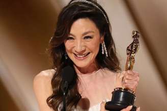 Michelle Yeoh levou o Oscar na categoria melhor atriz