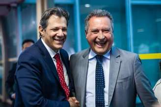 Fernando Haddad e Rui Costa em foto publicada nas redes sociais