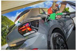 Seu carro anda bebendo muito combustível? Talvez seja por causas pequenas