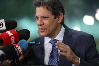 “Chegaremos até o fim do ano com as reformas necessárias para o Brasil ter crescimento sustentável a partir do ano que vem”, disse Haddad.