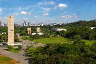 Praça do relógio, na Universidade de São Paulo (USP)