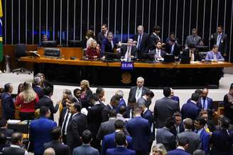 BRASILIA DF NACIONAL 23-05-2023 CAMARA ARTHUR LIRA Sessão para a votação de propostas legislativas. Dep. Maria do Rosário (PT - RS), dep. Benes Leocádio ( UNIÃO - RN), presidente da Câmara dos Deputados, Arthur Lira e o dep. Felipe Carreras (PSB - PE) FOTO PABLO VALADARES/AGENCIA CAMARA