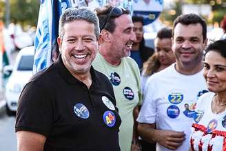 Lira e o assessor Cavalcante em campanha em Alagoas