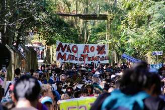 Grupos indígenas realizaram uma manifestação neste domingo, 4, em São Paulo