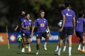 Primeiro treino da Seleção Feminina em Gold Coast.