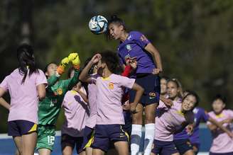 Lauren celebra convocação para Copa do Mundo –