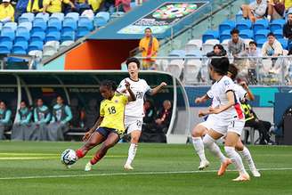 Linda Caicedo foi uma das destaques da partida e anotou um belo gol para ajudar a sua seleção no Mundial. (Photo by Cameron Spencer/Getty Images)