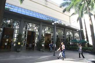 Fachada do Shopping Pátio Higienópolis, na região central de São Paulo