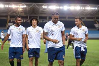 A seleção venezuelana mostra descontração durante treino na véspera do duelo contra o Paraguai –