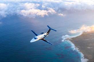 Phenom 100EX é a nova versão do jato executivo