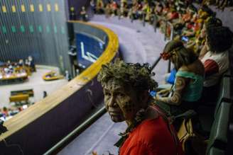 Mulheres indígenas protestam no Congresso para que seus territórios sejam respeitados. 13 de agosto de 2019.