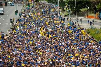 Torcida do Boca Juniors chegando no Maracanã Daniel Ramalho/AFP via Getty Images