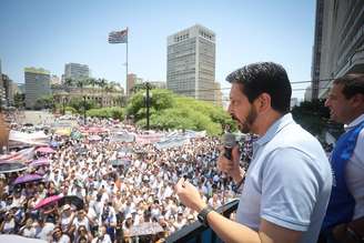 Ricardo Nunes participa de encontro com integrantes de movimentos por moradia