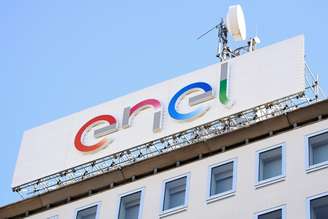 Logo da italiana Enel em sua sede em Milão