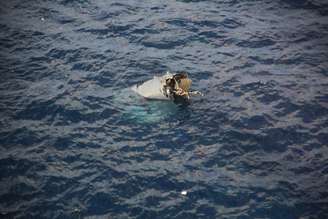 Aeronave militar dos EUA com 6 pessoas a bordo cai no Oceano Pacífico