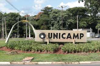 A Unicamp é uma das três universidades estaduais de São Paulo, junto a Universidade de São Paulo (USP) e a Universidade Estadual Paulista (Unesp).