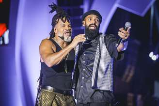 BaianaSystem e Carlinhos Brown fazem show épico no Festival Verão