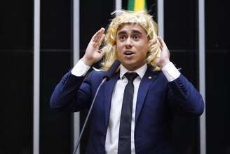 Juíza considerou que falas do parlamentar ultrapassaram a liberdade de expressão e promovem o ódio às pessoas trans