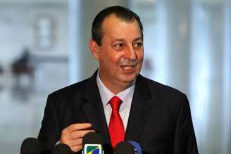 Senador Omar Aziz (PSD-AM) já foi vereador, deputado estadual, vice-prefeito, vice-governador e governador