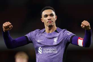 Trent Alexander-Arnold, do Liverpool, celebrando um gol