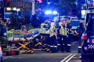 Polícia e serviços de emergência em Bondi Junction, em Sydney
13/04/2024
AAP Image/Steve Markham via REUTERS