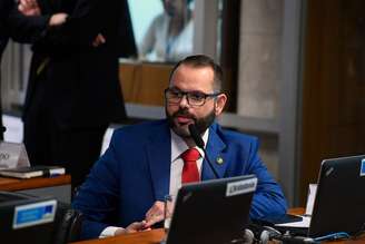 Senador Jorge Seif (PL-SC) discursa durante Comissão de Agricultura e Reforma Agrária (CRA)