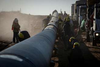 Gasoduto em construção na Argentina para transporte de gás do campo de Vaca Muerta
26/04/2023
REUTERS/Martin Cossarini