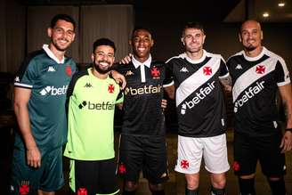 Vasco anuncia maior patrocínio master da história do clube em evento no RJ e anuncia camisa com nova logo da empresa.