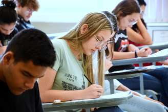 Estudantes fazem a primeira fase de provas do Vestibular Unicamp 2023