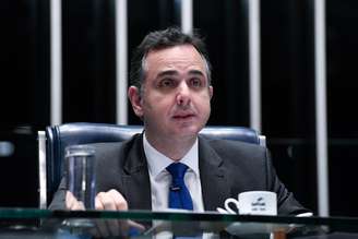 Rodrigo Pacheco, presidente do Senado, se opôs ao governo na questão da desoneração da folha de pagamento dos municípios