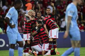 Flamengo goleia o Bolívar pela Libertadores. 