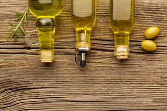 Confira 4 opções de óleos para substituir o azeite de oliva