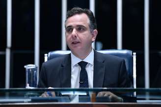 Por ser presidente do Congresso, Pacheco pode devolver medidas provisórias ao governo