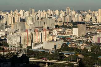 Endereços ligados à educação e à saúde estão mais concentrados na região central de São Paulo, aponta IBGE.