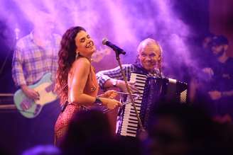 Mariana Aydar se apresenta no Terraiá --São João do Terra--, realizado neste domingo, 23, no Museu de Arte Moderna de Salvador, na Bahia