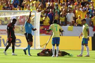 Vini Jr é amarelado durante jogo do Brasil