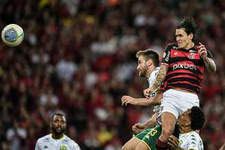 Pedro marcou o gol de empate do Flamengo diante do Cuiabá