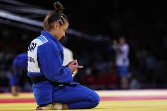 Atleta Natasha Ferreira estreia na Olimpíada com derrota