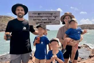 Dave estava passando férias com a esposa e os três filhos quando caminhava e a margem do rio cedeu