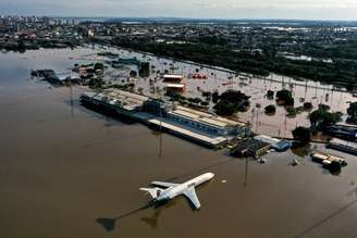 Aeroporto Salgado Filho, em Porto Alegre, tomado por inundação provacada por chuvas
07/05/2024
REUTERS/Wesley Santos