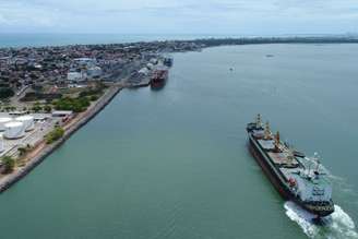 A Agência Nacional de Transportes Aquaviários (ANTAQ) aprovou o estudo “Diagnóstico de Descarbonização, Infraestrutura e aplicações do Hidrogênio nos Portos”. Na foto, o Porto de Cabedelo (PB).