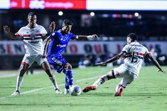 Cruzeiro enfrenta o São Paulo no Mineirão. 