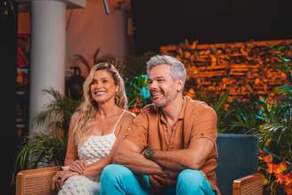 Otaviano Costa e Flávia Alessandra apresentam o reality 'Ilha da Tentação', no Prime Video