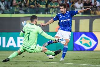 Lucas Silva entrou na segunda etapa. 