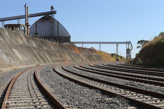 Ferrovia Vitória-Minas é uma das operadas pela Vale e que fazem parte da negociação