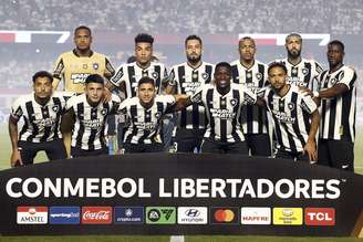 Time do Botafogo posando para a foto 